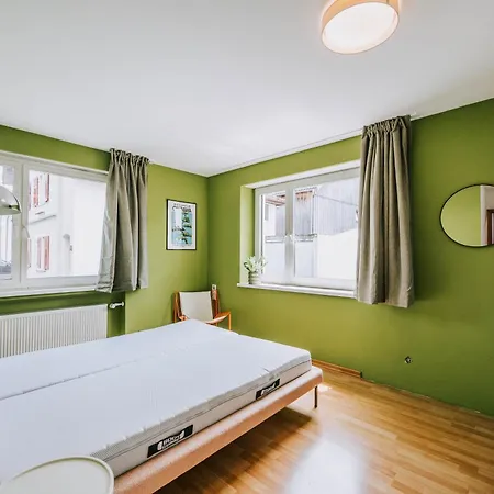 Limoncello Hotell Hard
